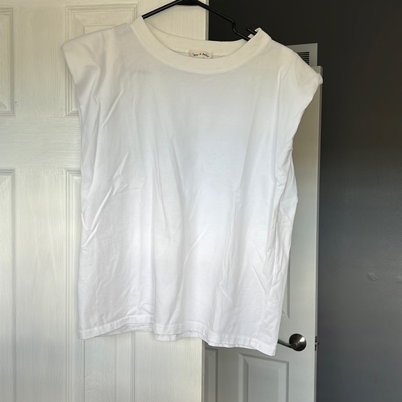 Mendocino Tops - Beautiful 100% cotton muscle t-shirt for women.